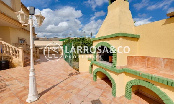 Resale - Detached House/Villa - Orihuela - Desamparados-Hurchillo-Torremendo