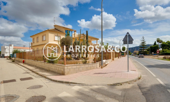 Resale - Detached House/Villa - Orihuela - Desamparados-Hurchillo-Torremendo