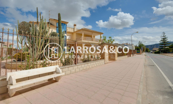 Resale - Detached House/Villa - Orihuela - Desamparados-Hurchillo-Torremendo