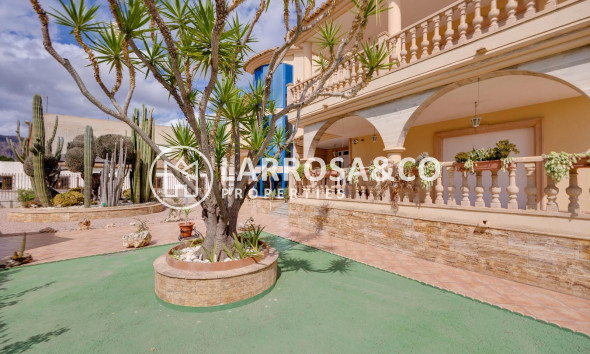 Resale - Detached House/Villa - Orihuela - Desamparados-Hurchillo-Torremendo