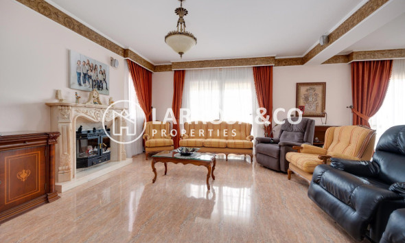 Resale - Detached House/Villa - Orihuela - Desamparados-Hurchillo-Torremendo