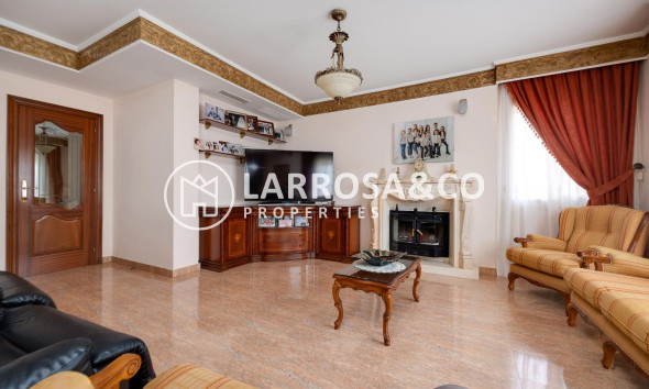 Resale - Detached House/Villa - Orihuela - Desamparados-Hurchillo-Torremendo