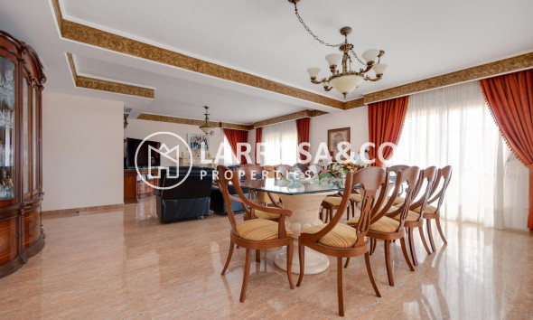 Resale - Detached House/Villa - Orihuela - Desamparados-Hurchillo-Torremendo