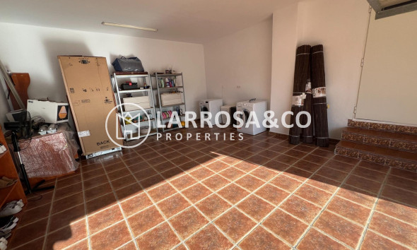 Resale - Detached House/Villa - Dolores - CMNO. ESCORREDOR