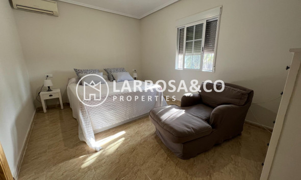 A Vendre - Villa - Dolores - CMNO. ESCORREDOR