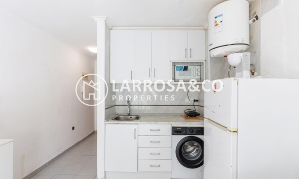 Herverkoop - Apartment - Torrevieja - Centro