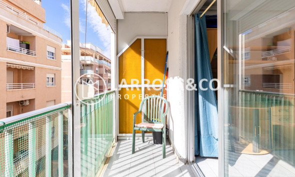 Herverkoop - Apartment - Torrevieja - Centro