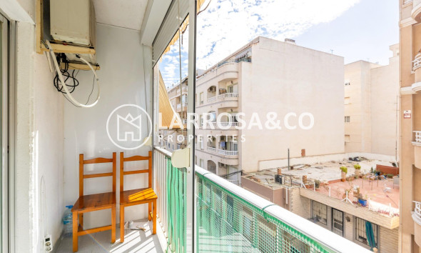 Herverkoop - Apartment - Torrevieja - Centro