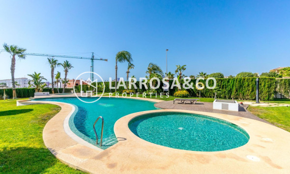 Herverkoop - Apartment - Orihuela costa - Punta Prima