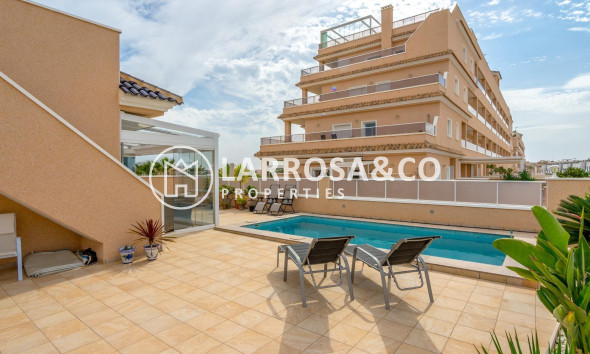 Resale - Semi-detached house - Torrevieja - Los Altos