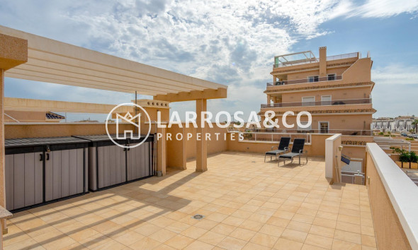 Resale - Semi-detached house - Torrevieja - Los Altos