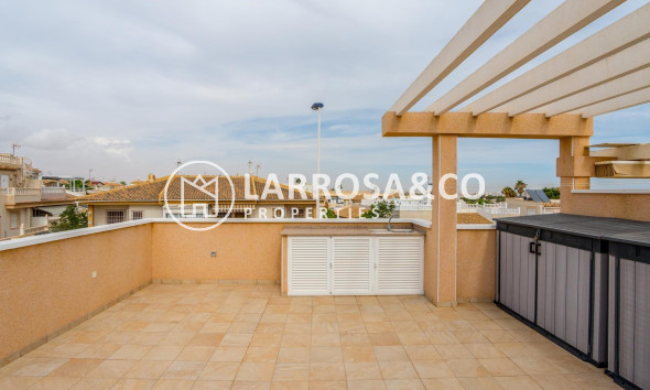 Resale - Semi-detached house - Torrevieja - Los Altos