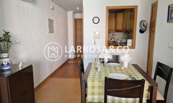 Resale - Apartment - Torrevieja - Playa del cura