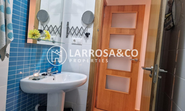 Resale - Apartment - Torrevieja - Playa del cura