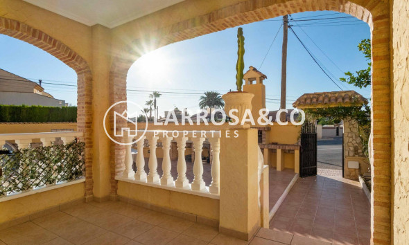 Resale - Detached House/Villa - Orihuela costa - La Florida