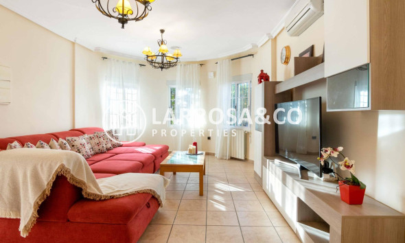 Resale - Detached House/Villa - Orihuela costa - La Florida