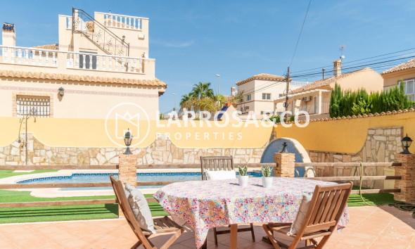 Resale - Detached House/Villa - Orihuela costa - La Florida