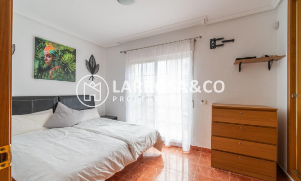 Resale - Bungalow - Orihuela costa - Los Dolses