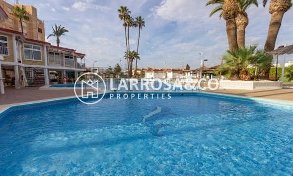 Resale - Semi-detached house - Torrevieja - Aguas Nuevas