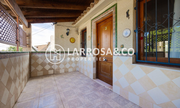 Herverkoop - Villa - Torrevieja - Los Balcones