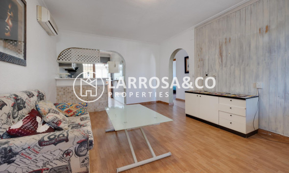 Herverkoop - Villa - Torrevieja - Los Balcones