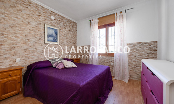 Herverkoop - Villa - Torrevieja - Los Balcones