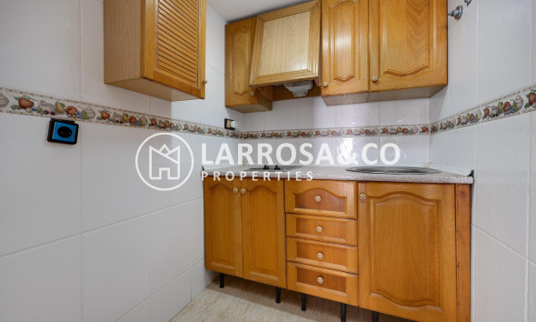 Herverkoop - Villa - Torrevieja - Los Balcones