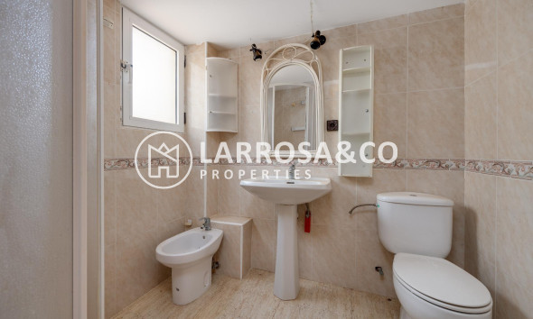 Resale - Detached House/Villa - Torrevieja - Los Balcones