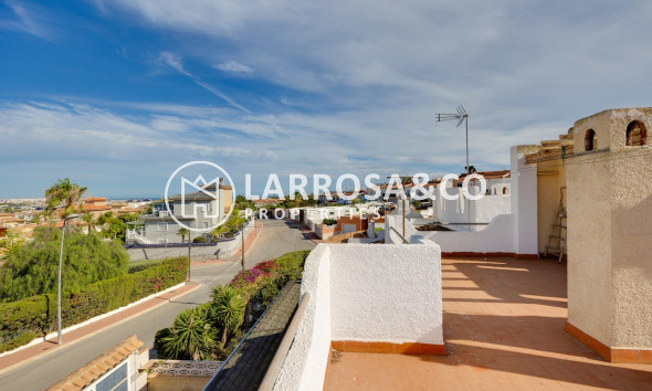 Herverkoop - Villa - Torrevieja - Los Balcones