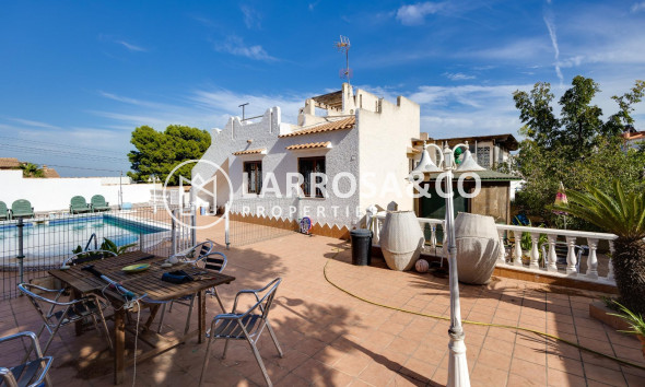 Herverkoop - Villa - Torrevieja - Los Balcones