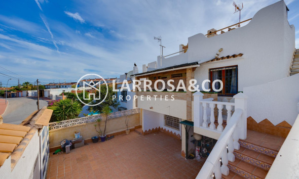 Herverkoop - Villa - Torrevieja - Los Balcones