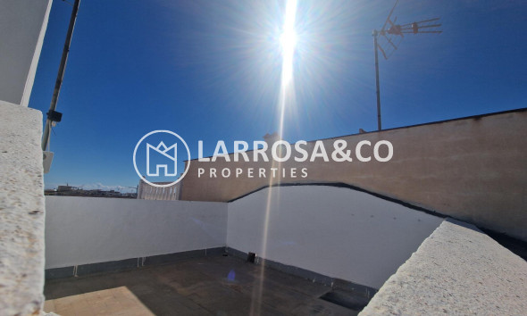 Herverkoop - Semi-detached house - Torrevieja - Estacion de autobuses