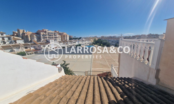 Reventa - Adosado - Torrevieja - Estacion de autobuses