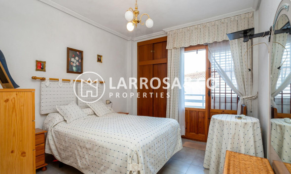 Herverkoop - Semi-detached house - Torrevieja - Acequion