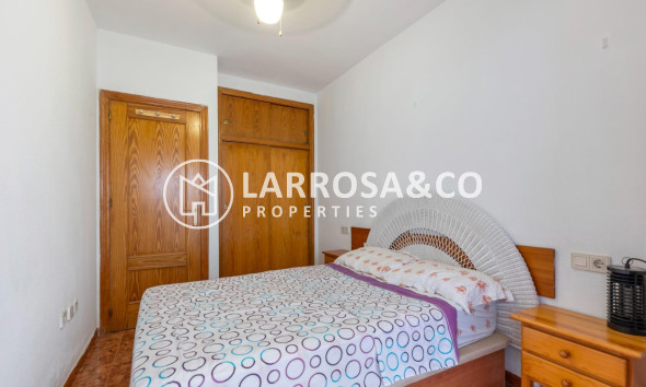 Resale - Apartment - Torrevieja - Centro