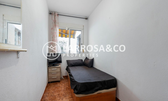 Resale - Apartment - Torrevieja - Centro