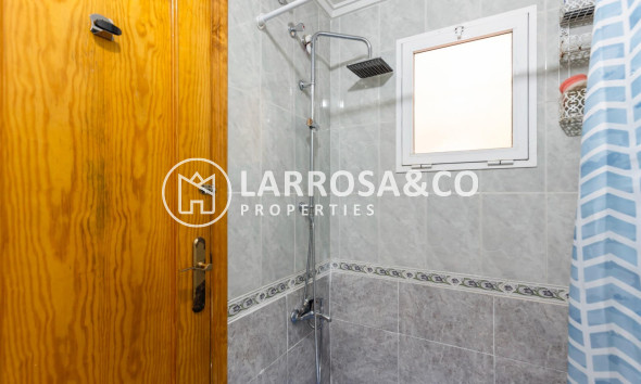 Resale - Apartment - Torrevieja - Centro