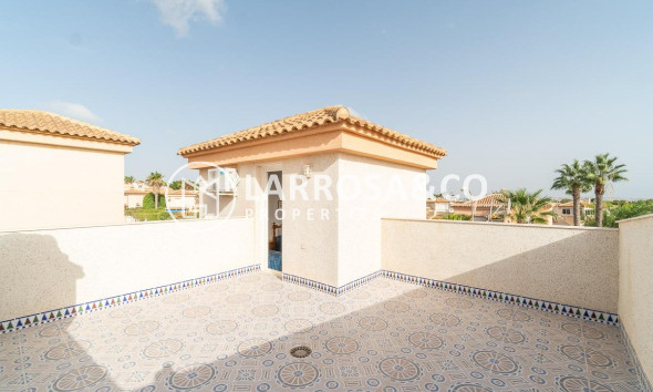 Resale - Semi-detached house - Torrevieja - Los Altos