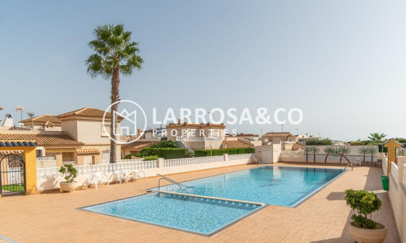 Resale - Semi-detached house - Torrevieja - Los Altos