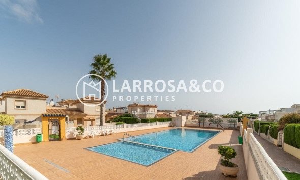 A Vendre - Semi-detached house - Torrevieja - Los Altos