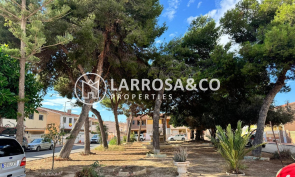 Herverkoop - Semi-detached house - Torrevieja - Playa de los Naufragos