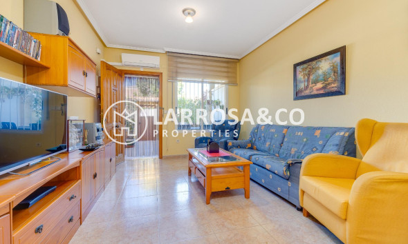 Resale - Semi-detached house - Torrevieja - Aguas nuevas 2