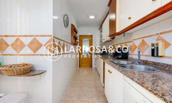 Resale - Semi-detached house - Torrevieja - Aguas nuevas 2