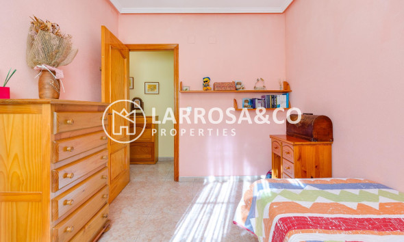 Resale - Semi-detached house - Torrevieja - Aguas nuevas 2