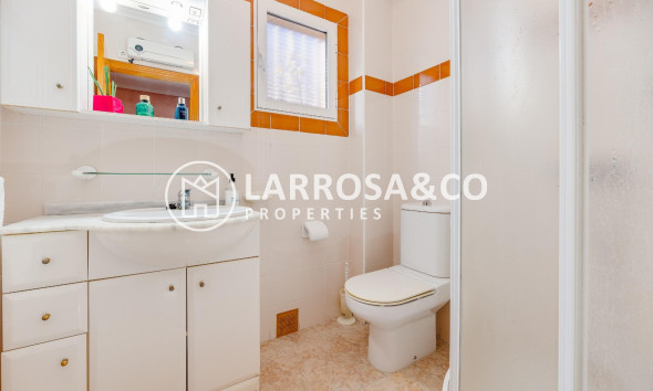 Resale - Semi-detached house - Torrevieja - Aguas nuevas 2