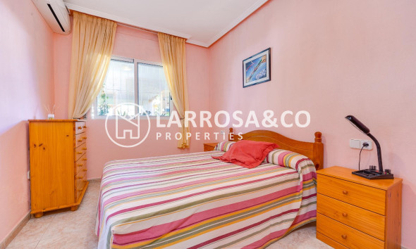 Resale - Semi-detached house - Torrevieja - Aguas nuevas 2