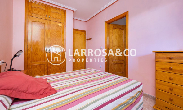 Resale - Semi-detached house - Torrevieja - Aguas nuevas 2