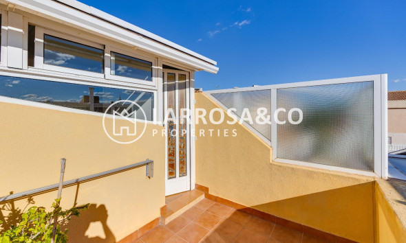 Resale - Semi-detached house - Torrevieja - Aguas nuevas 2