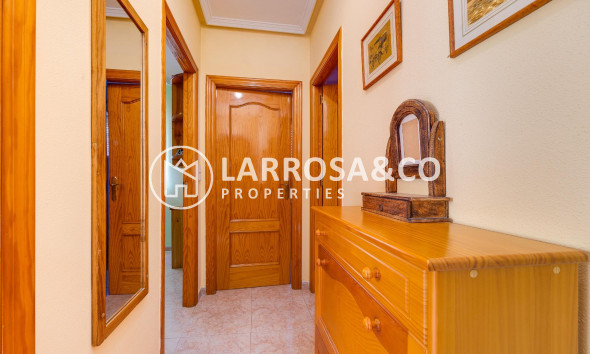 Resale - Semi-detached house - Torrevieja - Aguas nuevas 2