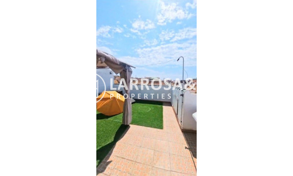 Resale - Bungalow - Torrevieja - Centro